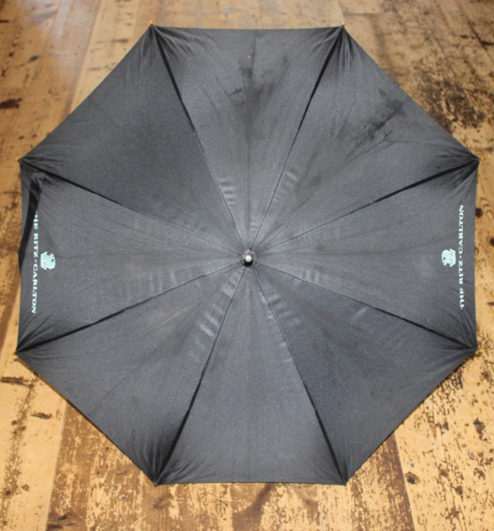 The Ritz Carlton Hotel Classic Black Umbrella With Wooden Handle Vintage